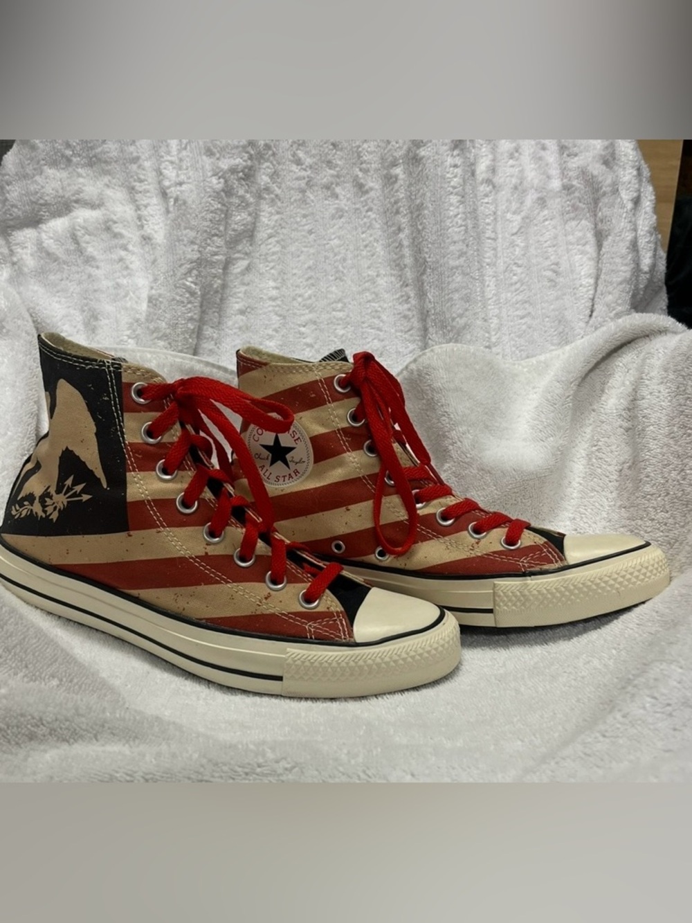 Converse High Top Chuck Taylor American Flag Eagle Sneakers Women’s 9 Men’s 7